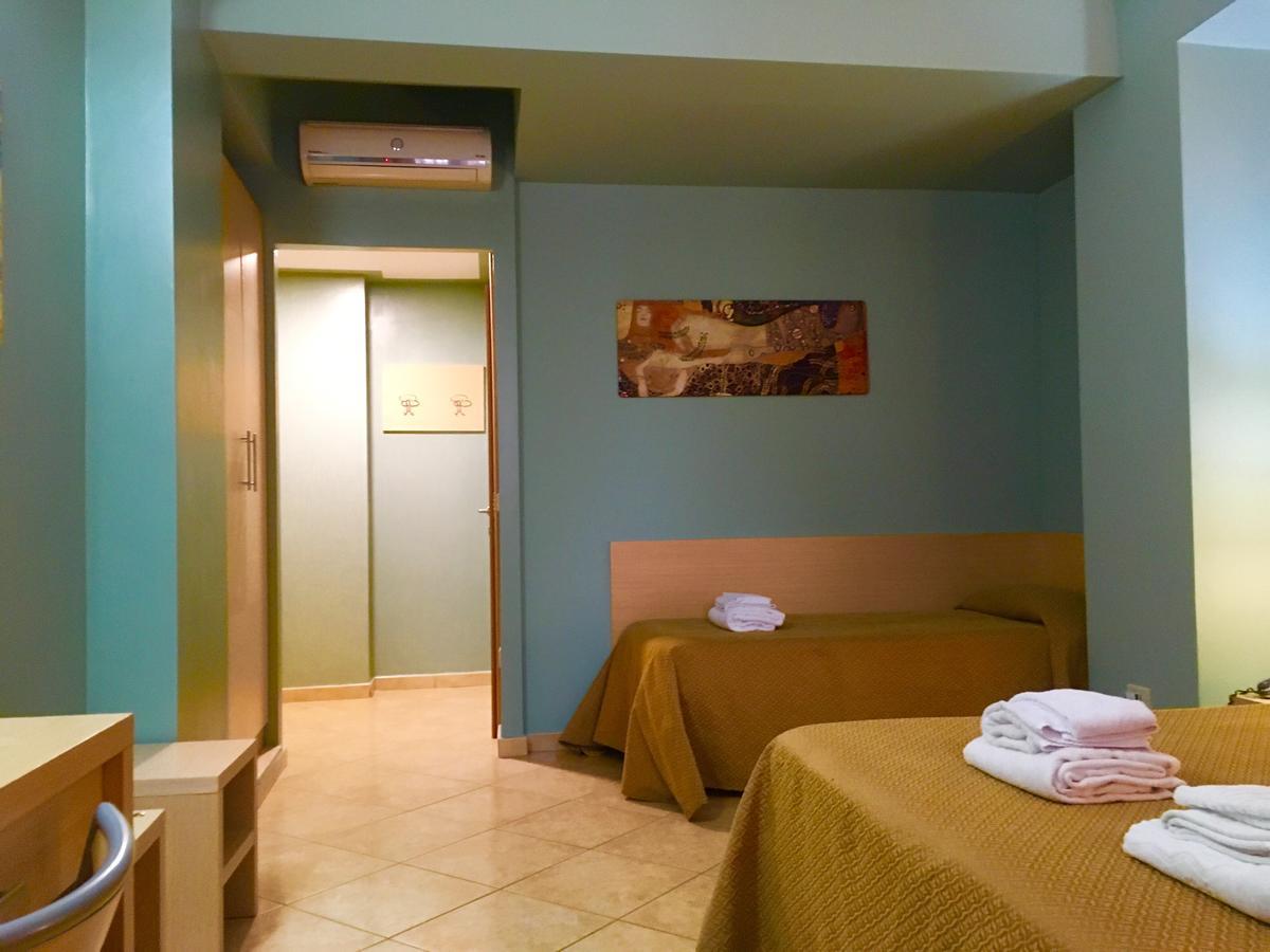 Hotel Villa Mare Altavilla Milicia Exterior photo